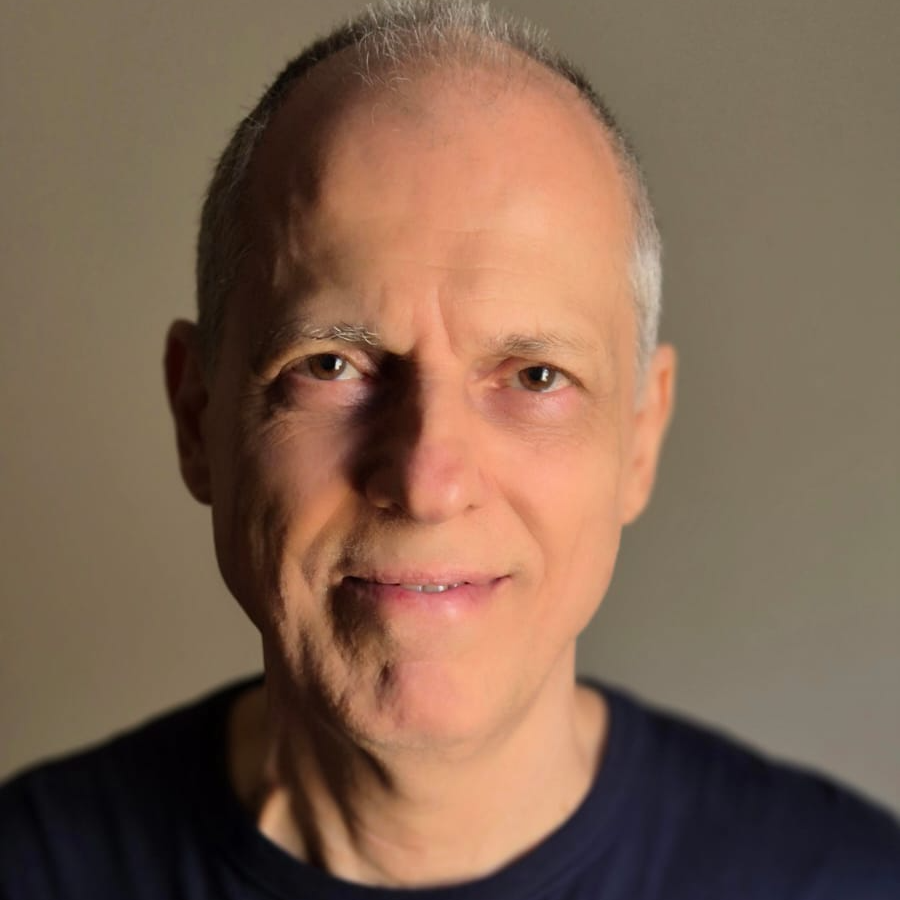 17562165552ba596643cbbbc20318224181fa46b28